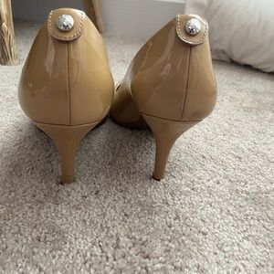 Michael Kors Nude Patent Leather Flex Pumps